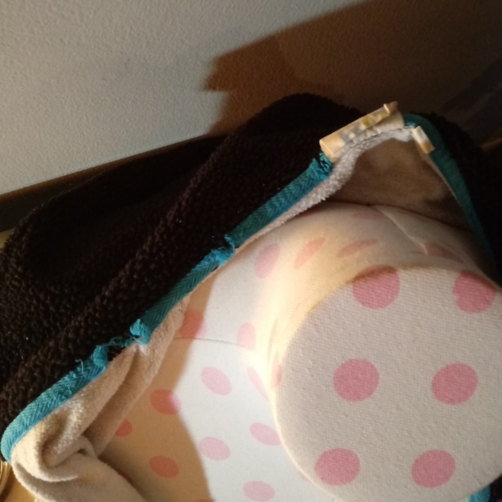 Cute Roxy Hoodie! - Picture 4 of 6